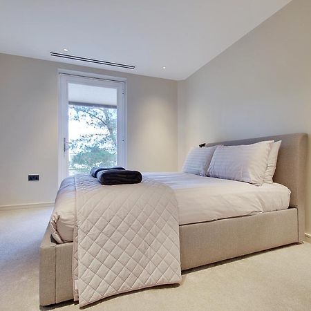 Canford Cliffs Luxury 3 Bed Flat With Large Terrace, Sea Views And Hot Tub 아파트 외부 사진